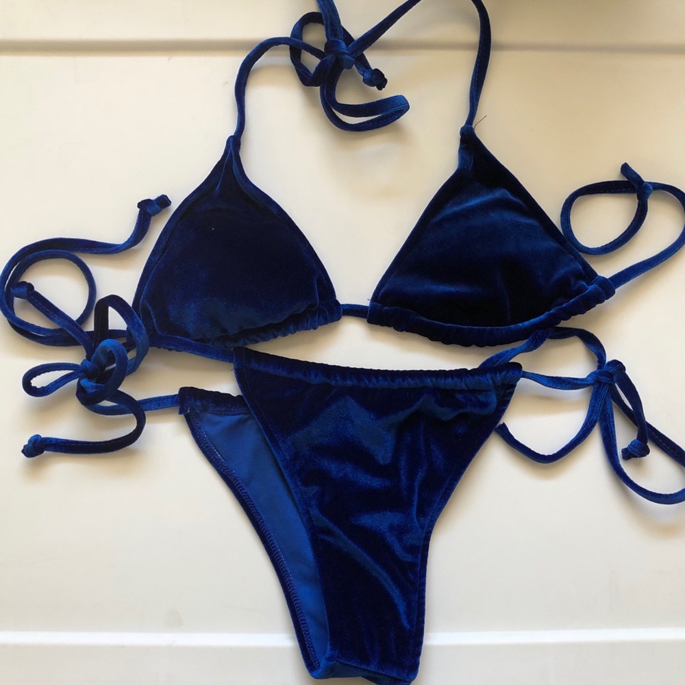 TRIANGL BIKINI SET